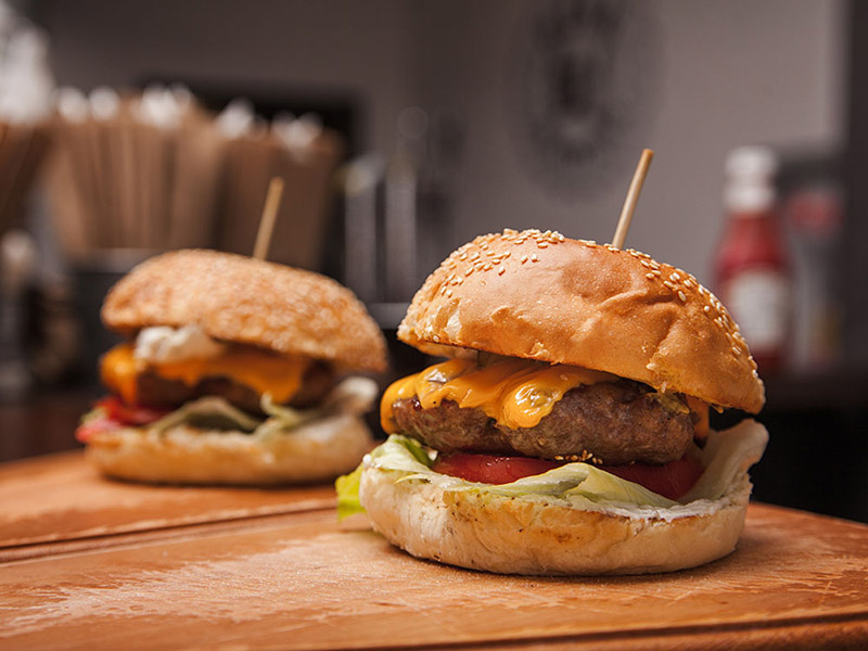 Cheeseburger vom Grill • Genius Rezeptwelt