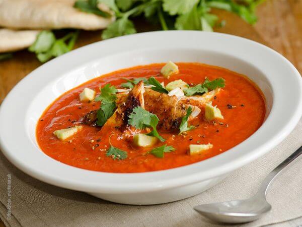 Tomaten-Hähnchen-Suppe